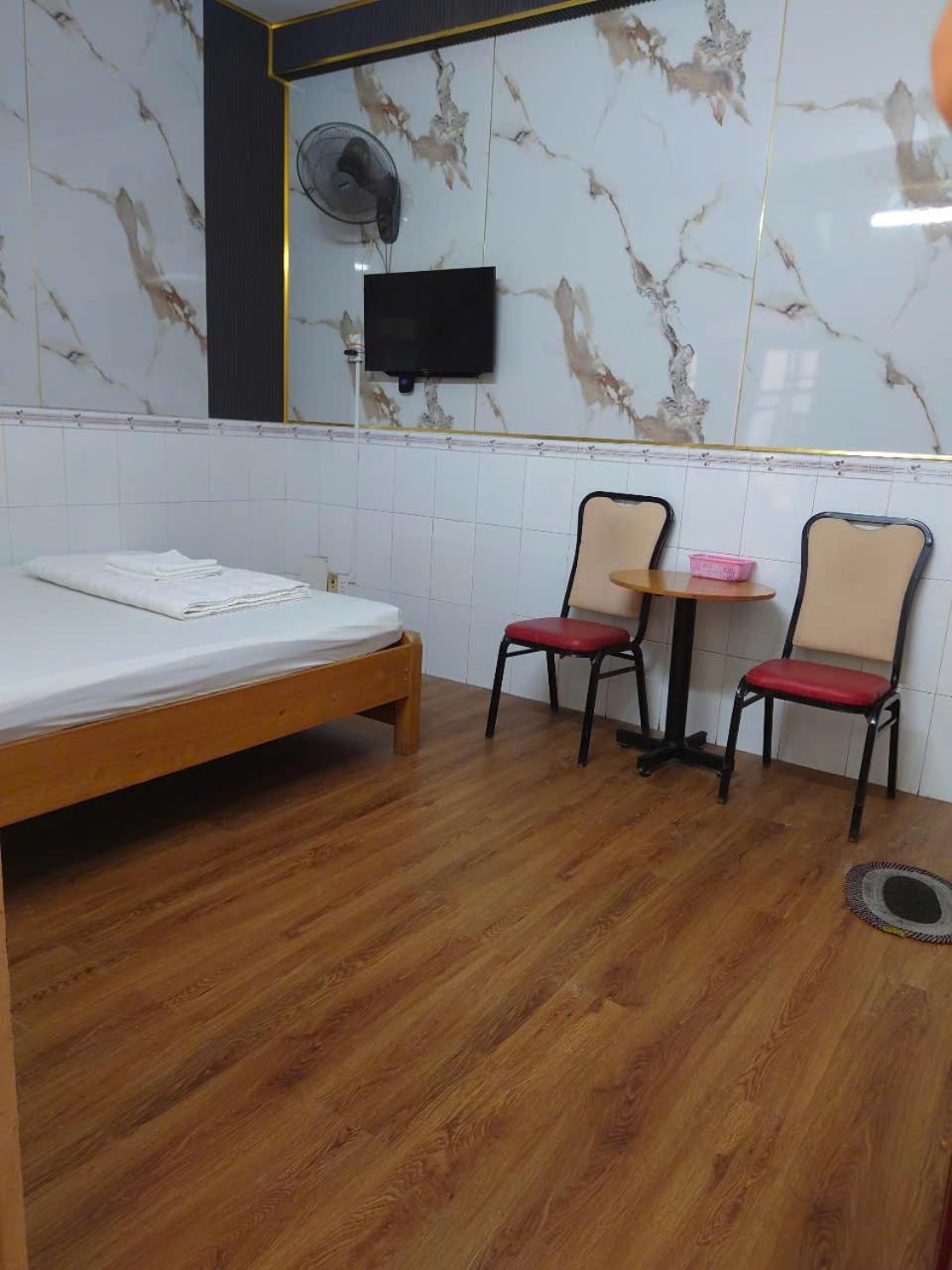 胡志明市 Khach San Hoa Anh Anh酒店 外观 照片
